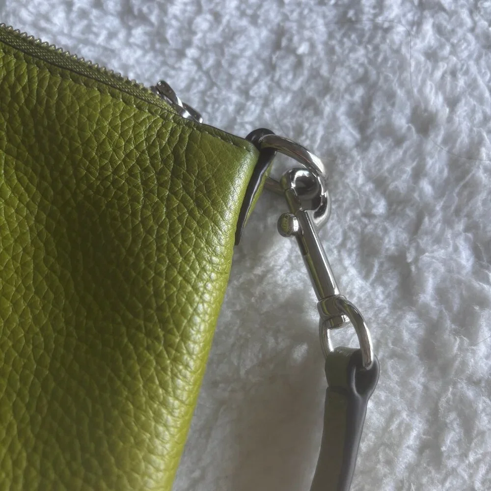 Coach Kelsey Small Yellow Green Leather Satchel Crossbody, Zipper does not work - Picture 3 of 10